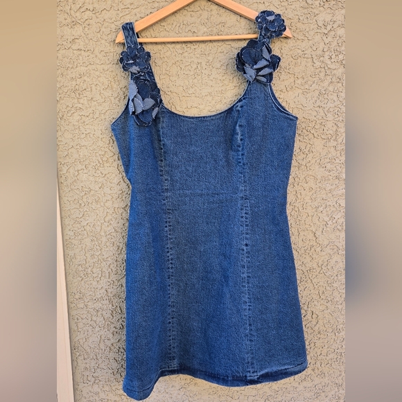Avec Les Filles Denim Mini Dress - Picture 3 of 9